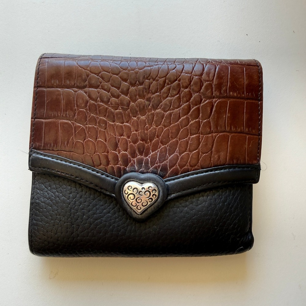 Brighton Leather Trifold Wallet Brown Croc Black Pebbled Heart Hardware